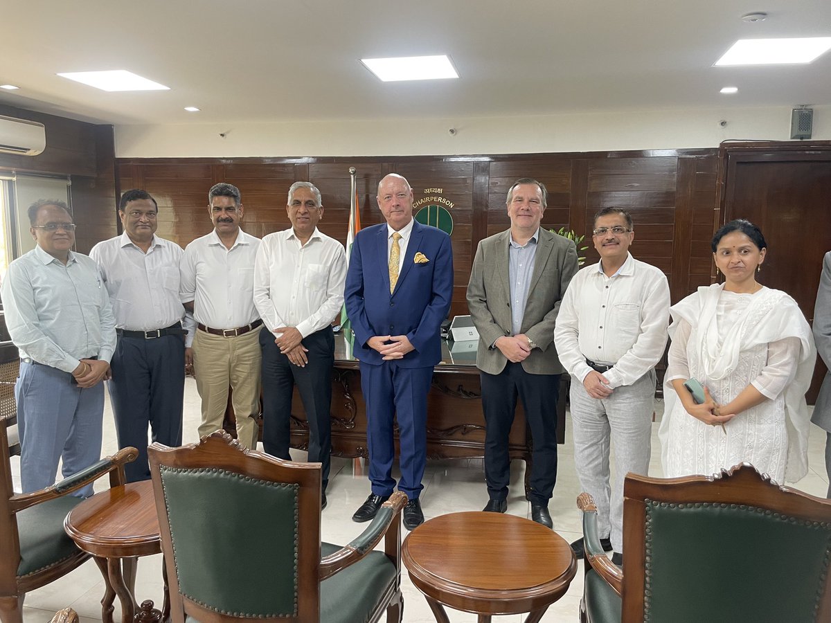 svane_freddy's tweet photo. Enthused by a lovely and warm welcome by Shri Amit Yadav, chairperson of New Delhi Municipal Council and his team. Great and action-oriented people @tweetndmc @DenmarkinIndia https://t.co/06P9icrUhS