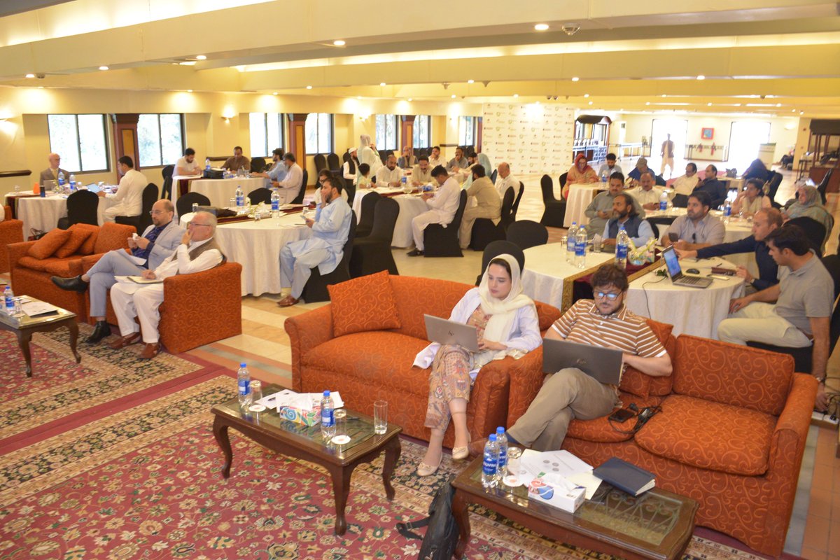 E4HProgramme's tweet photo. Engaging with various stakeholders at the inception workshop to tackle climate health vulnerabilities in KP. Your perceptions and expertise will drive impactful change. Together, we build resilience! #ClimateHealth #E4H #FCDO #HealthResilience @HealthKPGovt https://t.co/Fm0AFzVImU