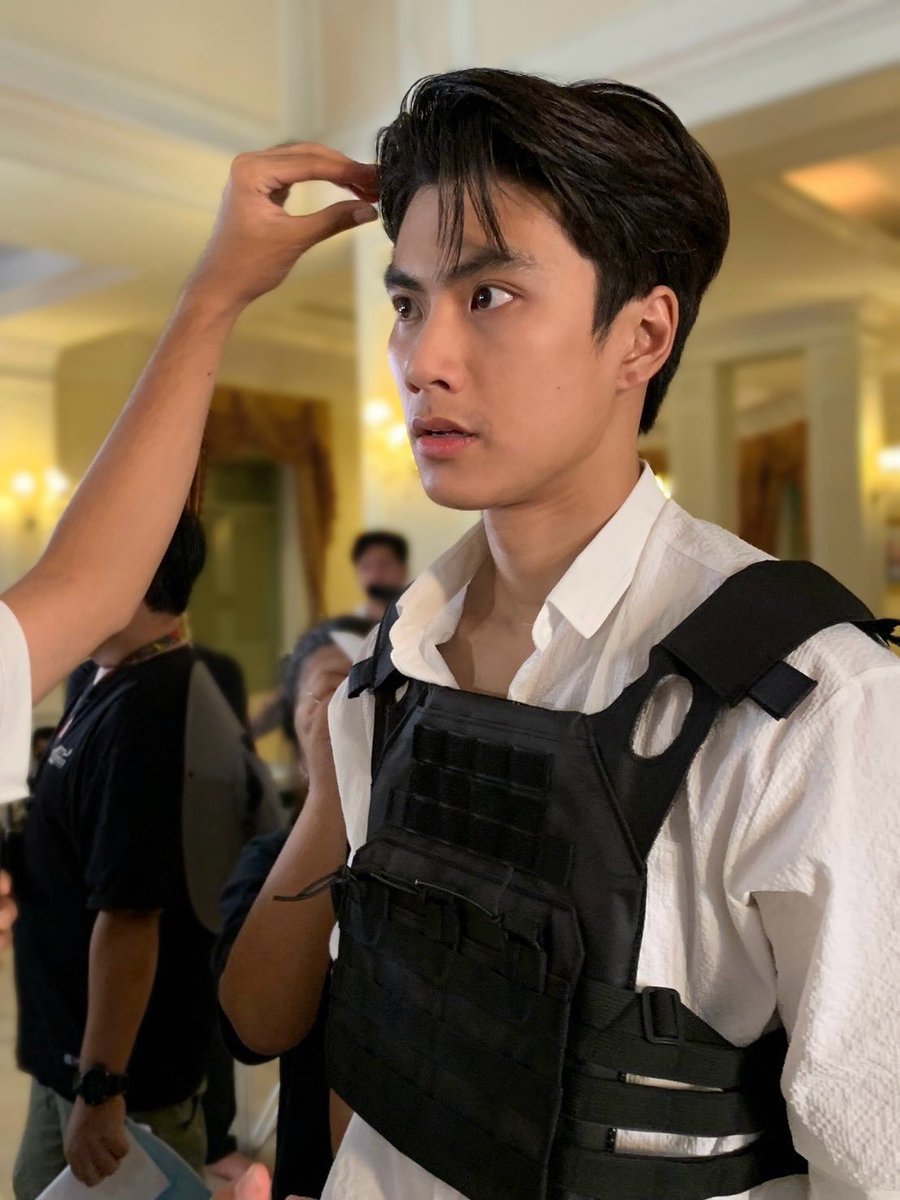 chocomeltttt's tweet photo. Jeong Jin Man is that u??? 🫠
#KidnapSeries #ohmpawat https://t.co/k6xQohWQwl