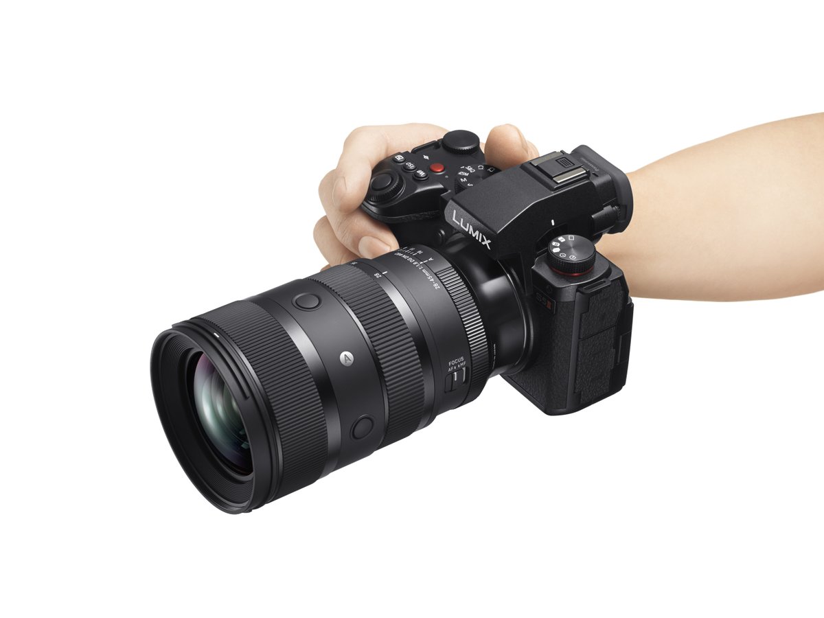 Sigma_Japan's tweet image. 【新製品】
世界初※35mm判フルサイズミラーレス対応、開放F1.8通し、単焦点画質の大口径標準ズームレンズ #SIGMA 28-45mm F1.8 DG DN | Artの発表および発売日決定をご案内します。
※ 2024年6月現在、当社調べ
sigma-global.com/jp/news/2024/0…
#SIGMA2845mmF18Art
#Lマウント ソニー #Eマウント