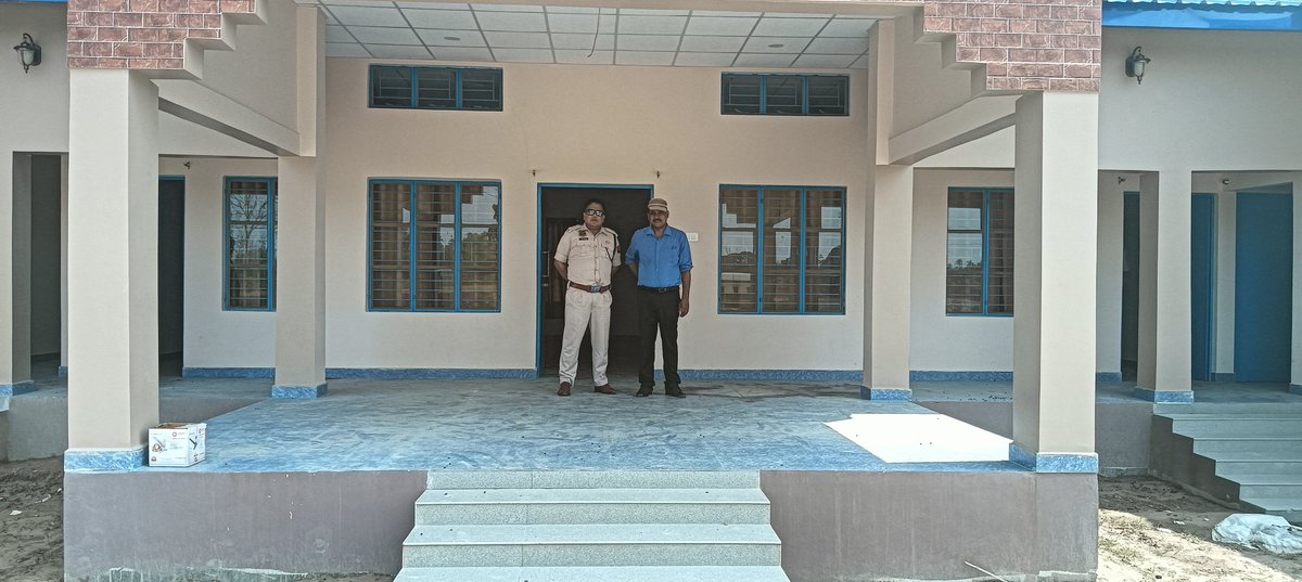 Satya271970's tweet photo. Yesterday on 01.06.24 I accompanied S.P. Baksa in his visit to the site of new Out-Post building of Dalbari O.P. under Barama https://t.co/zSvpcUgEc1 Baksa District. The construction work of the nicely constructed building is about to be completed soon. https://t.co/tuI8ylbGi4