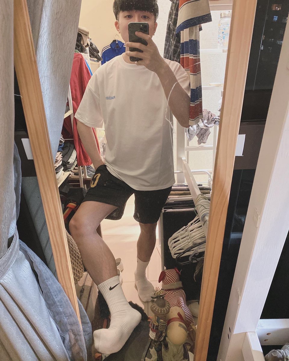 Danny_Bo_'s tweet photo. 新買的白襪😂

#白襪 https://t.co/k3MrTL3JQ1