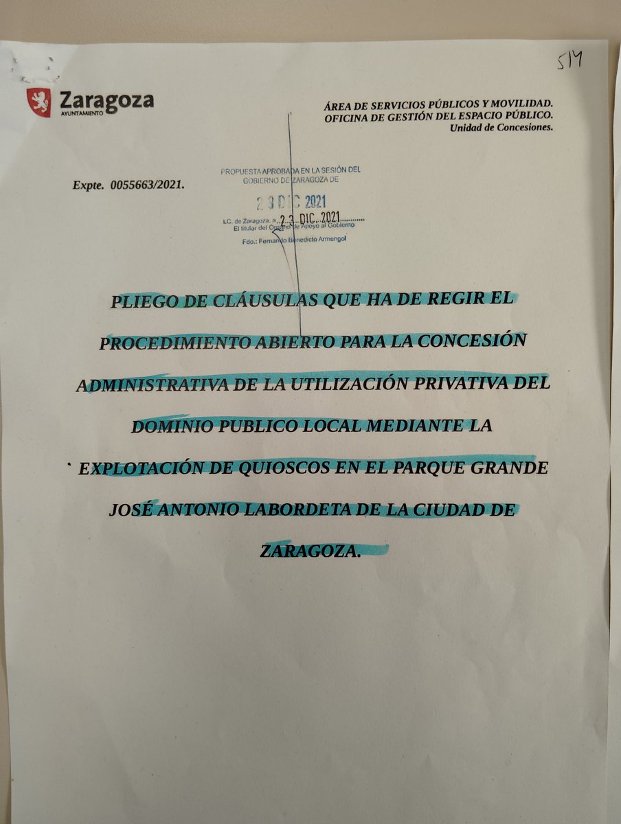 RaulArizaIU's tweet image. Los derechos,hay que ejercerlos. Si paseas por el parque grande y tienes que ir al baño, entra en cualquiera de los quioscos. Es tú derecho, y si tienes sed y no deseas consumir en la instalación, pídete un vaso de agua. Es gratis y de calidad. Si dudan,enséñales las fotos.