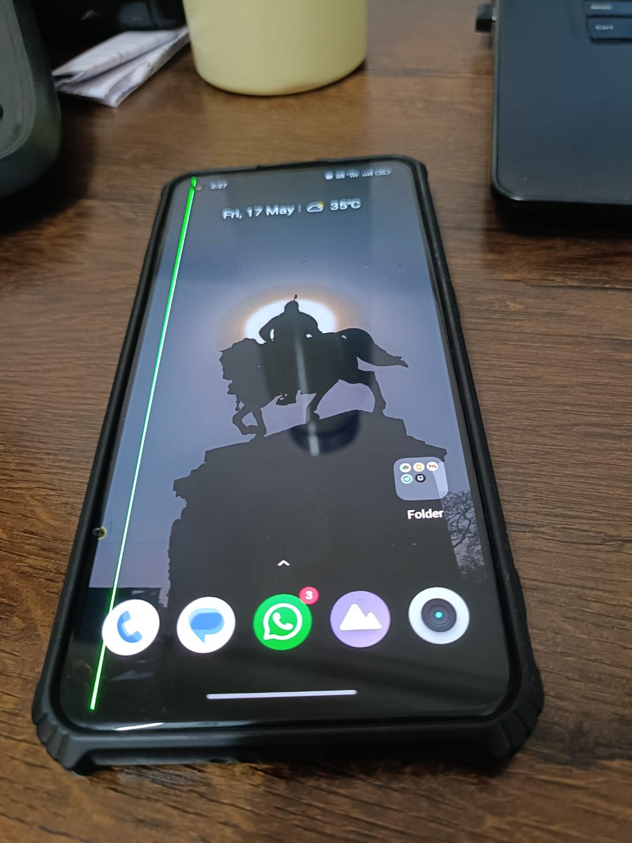 KashidAjay's tweet photo. As previously mentioned about the GREEN LINE ISSUE on my display &amp; FILING A #CONSUMERCOURT COMPLAINT, and I already DMed regarding this. But @realmecareIN  asked me to visit the service centre, but they REFUSED TO REPLACE THE DISPLAY FOR FREE due to a small spot.
#BOYCOTTREALME https://t.co/rXsTB1rce4