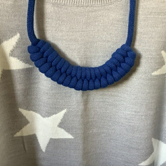 Macrame Necklace

A gorgeous blue textile necklace. Handmade by @rainbowsnmore63 

buyindie.co.uk/product/textil…
#earlybiz #CGArtisans