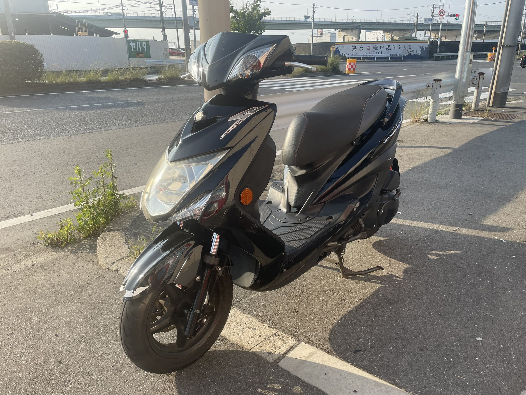 値下げしました。 大阪府交野市より シグナスX3型 カスタム多数