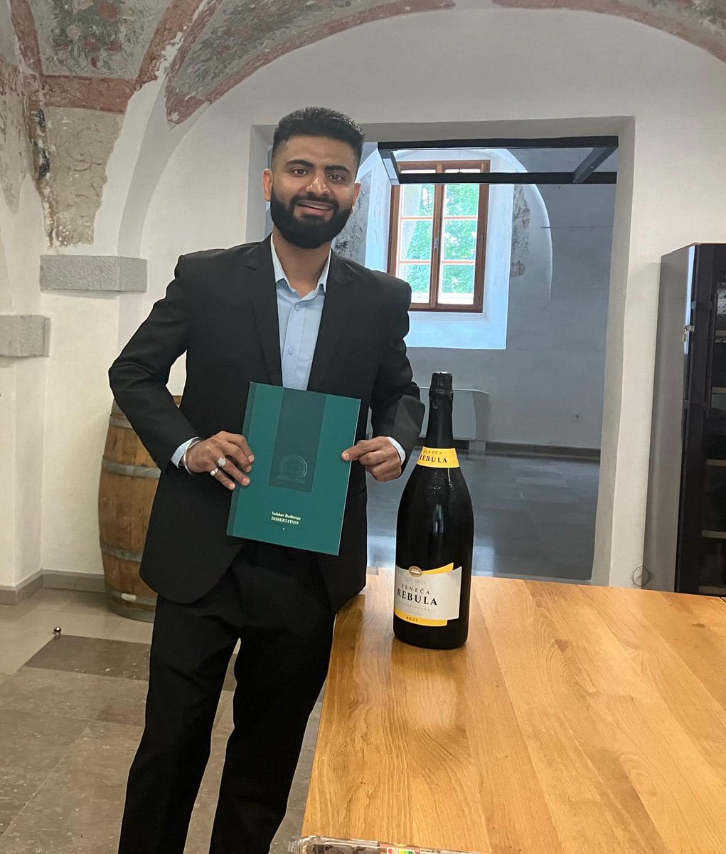 I am elated to share that I have completed my PhD, focusing on #degradation of #microplastics. 

This incredible journey has been has been a whirlwind of discovery, packed with great learning experiences and the chance to meet and connect with some truly amazing people.

#PhDone