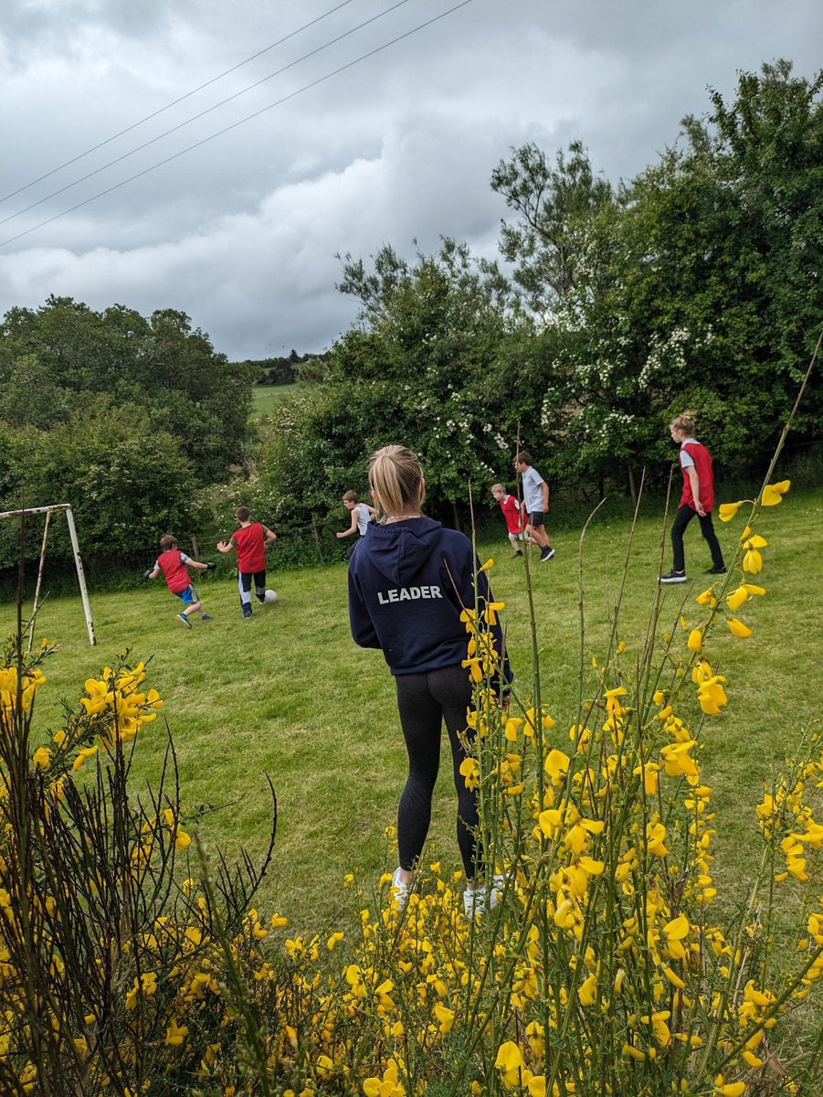 HLHLeadershp's tweet photo. Football #leadership in the #Highlands. Well done to our #Youngleader from @GolspieHigh leading on #Football #fridays in #Rogart #HLHMakingLifeBetter #ChooseToLead #Activeschools @HLHSport https://t.co/dwtwkz5tYZ