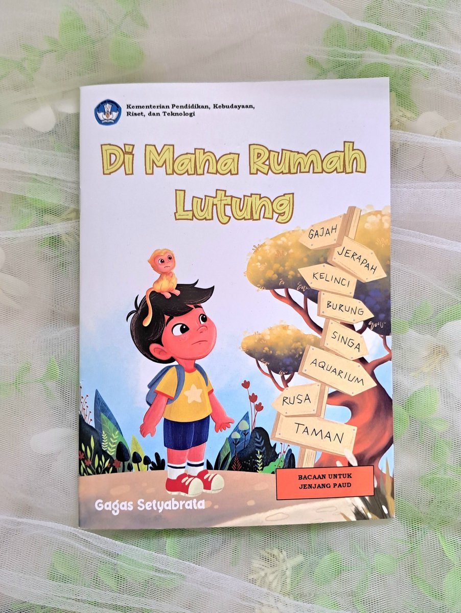 Akhirnya dapet buku anak murah dengan print sendiri secara legal 🫶🏻

Caranya:
✅ Pastiin buku yang dipilih lisensinya aman buat dicetak (aku jelasin di bawah sekaligus tempat download bukunya)
✅ Print

Aku di olshop dapet:
- artpaper A5 Rp500/hal
- HVS A5 Rp150/hal