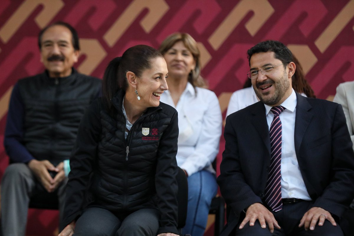 martibatres's tweet photo. Felicito a la Dra. @Claudiashein por su victoria arrolladora en la batalla por la Presidencia de la República. Es resultado de su extraordinario trabajo al frente de la Ciudad de México y de su gran campaña. Y sobre todo, es un aval del pueblo al proyecto de la 4a Transformación https://t.co/6QWDWM2pQg
