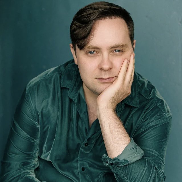 MusicalMayorPod's tweet photo. 🚨NEW EPISODE🚨 It’s the sensational, Olivier Award-winning @JakMalonee ! Fresh from his incredible performance in @mincemeatlive, this Sunday (June 8th) Jak will be guest judging the @SondheimSociety Student Performer of the Year competition. 

@MusicalTheatreR https://t.co/Bs4VUCMMDv
