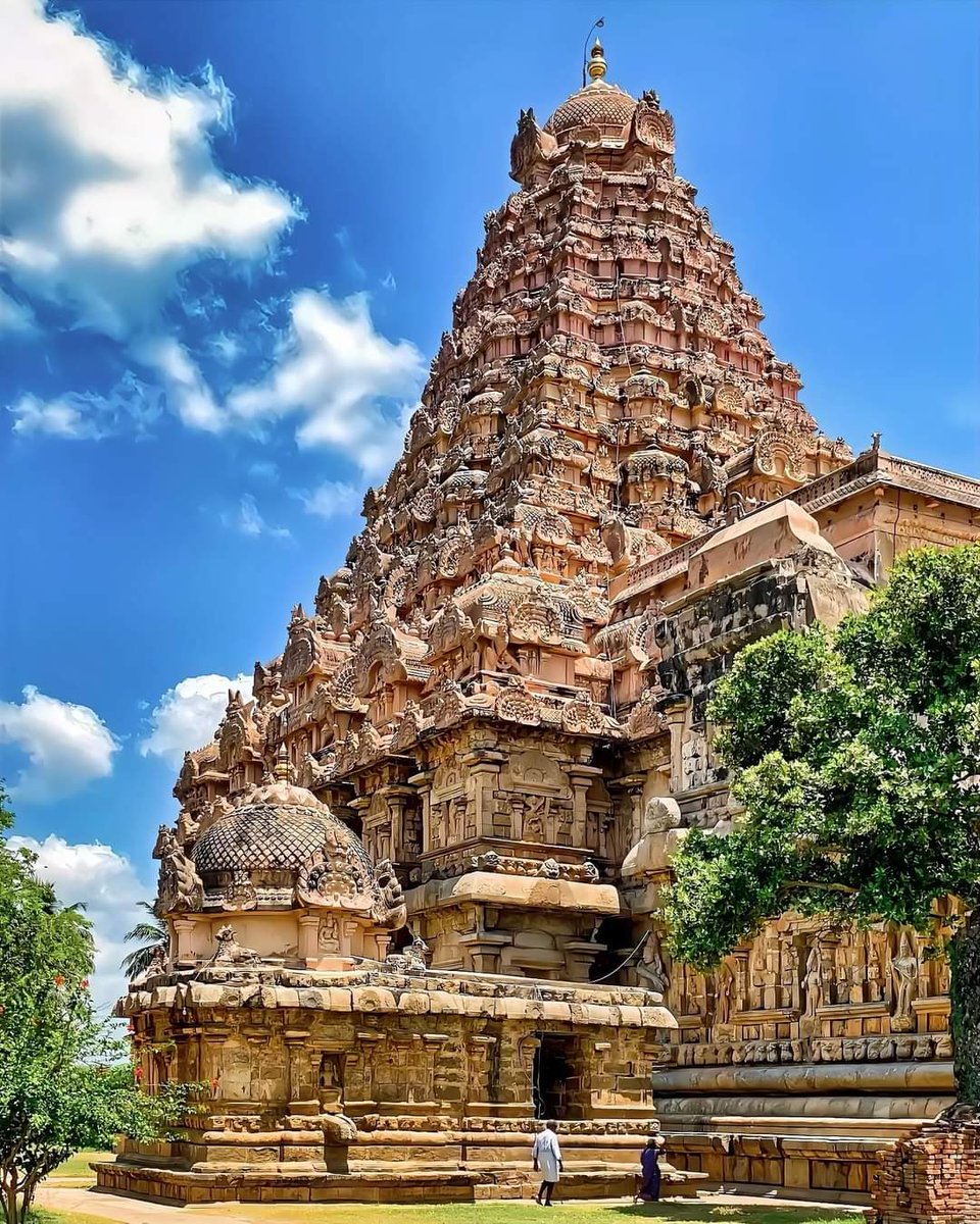 templeoftn's tweet photo. #Photo | #Threads ๐งต
#TwitterBookmarks ๐
๐ Gangaikonda Cholapuram Temple, Marvel Architecture of Great Chola Dynasty. โจ๐ฏ๐๏ธ ๐ฅ
#GKC #GangaiKondaCholapuram
#Ariyalur #TamilNadu https://t.co/aPVIAYyxFY