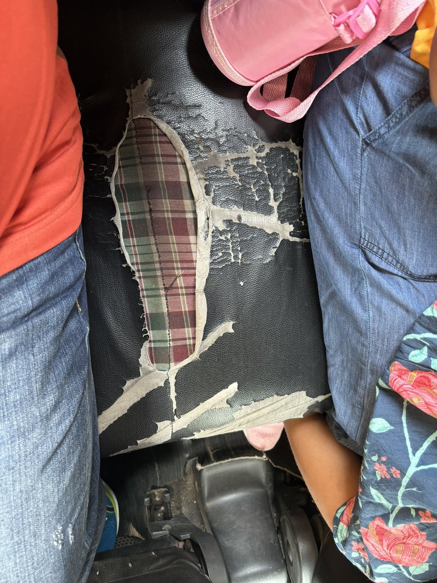 BIPROTIM's tweet photo. Hello @Uber @Uber_India @Uber_Support  do you call this a Prime Ride ? 
I am paying a hefty 100 Rupees extra to use a better service.

Can you please ensure I get a refund of the Extra amount, else I will be lodging this with @jagograhakjago https://t.co/SCZ9hk3kJs