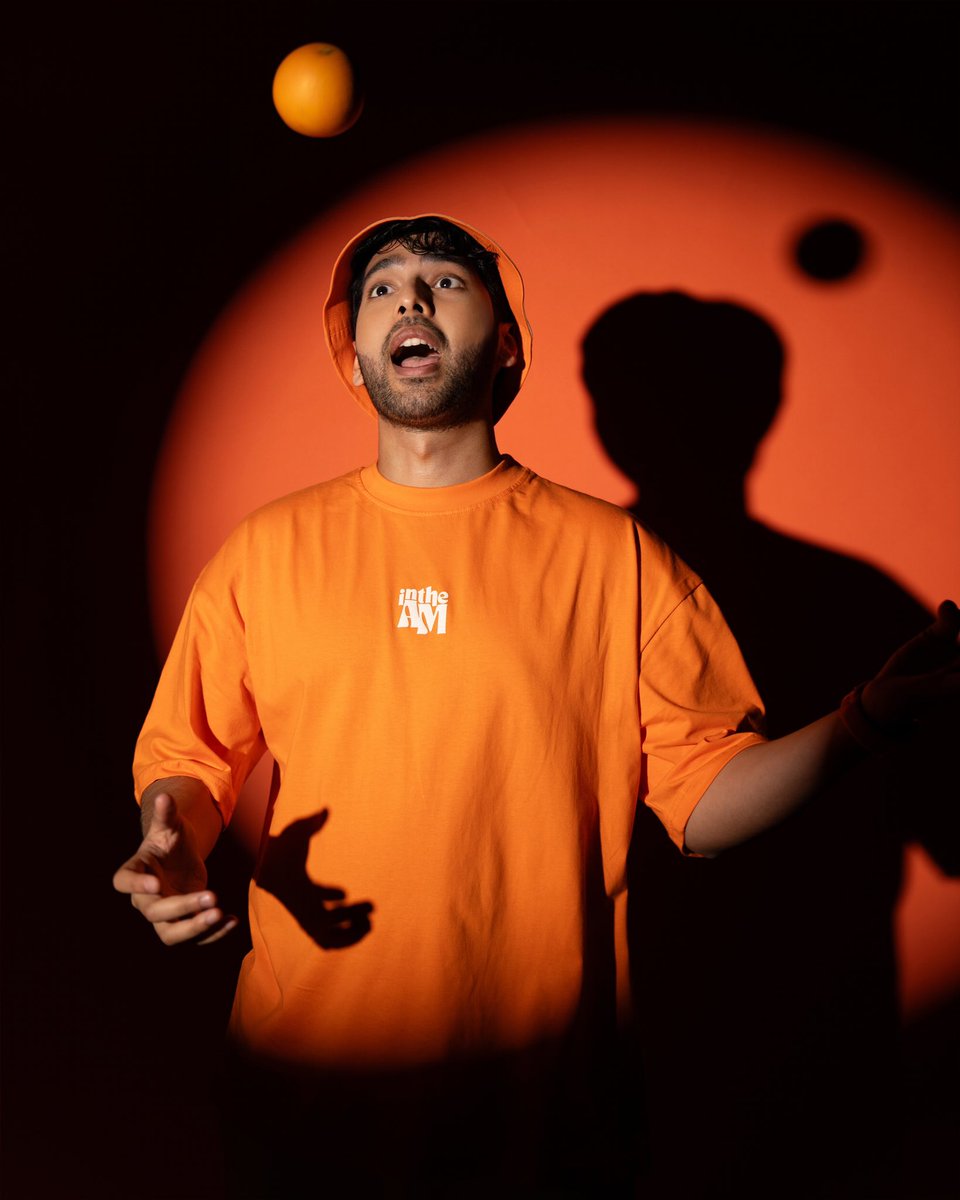 ArmaanMalik22's tweet photo. Summer ready with “𝗶𝗻 𝘁𝗵𝗲 𝗔𝗠” 🍊

Grab my merch now: https://t.co/1an6i3WHo8 https://t.co/m8dQ3xJsqQ