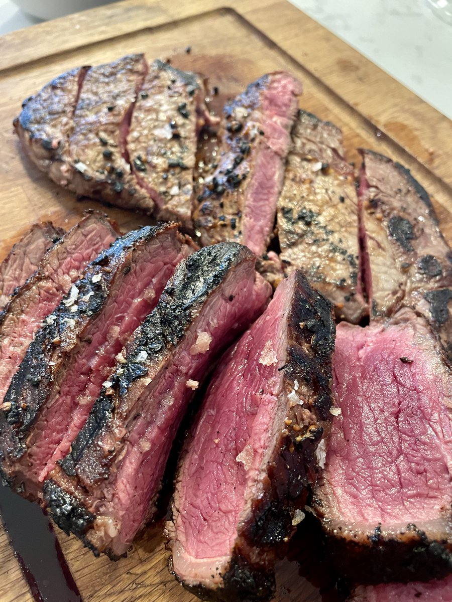 8oz ribeye on the plancha, 16oz rump direct <a href="/LidlGB/">@LidlGB</a> take a bow. <a href="/BigGreenEggUK/">Big Green Egg UK</a> <a href="/devonwoodsmoke/">Marcus Bawdon</a> <a href="/ILOVEBBQ1/">I LOVE BBQ</a> <a href="/smokeymaysbbq/">Alex May</a> <a href="/UkbbqSchool/">UKBBQSchool</a> <a href="/cooksdigest/">Adam</a> <a href="/HoggysG/">Hoggy's Grill</a> <a href="/love2bbquk/">Phil</a> <a href="/BBQMagazine/">BBQ Magazine</a> <a href="/davidflatman/">David Flatman</a> <a href="/Tommo33s/">Stephen Thompson MBE 🏴󠁧󠁢󠁥󠁮󠁧󠁿🇬🇧</a>