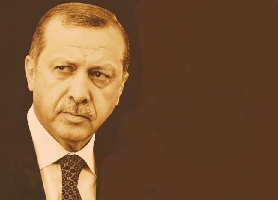 • Başkan Recep Tayyip Erdoğan 👇🏾

“Her kim, Osmanlı Devleti’ni kötülüyor, aşağılıyorsa bilinki ya mankurttur yada kuyruk acısı vardır…”