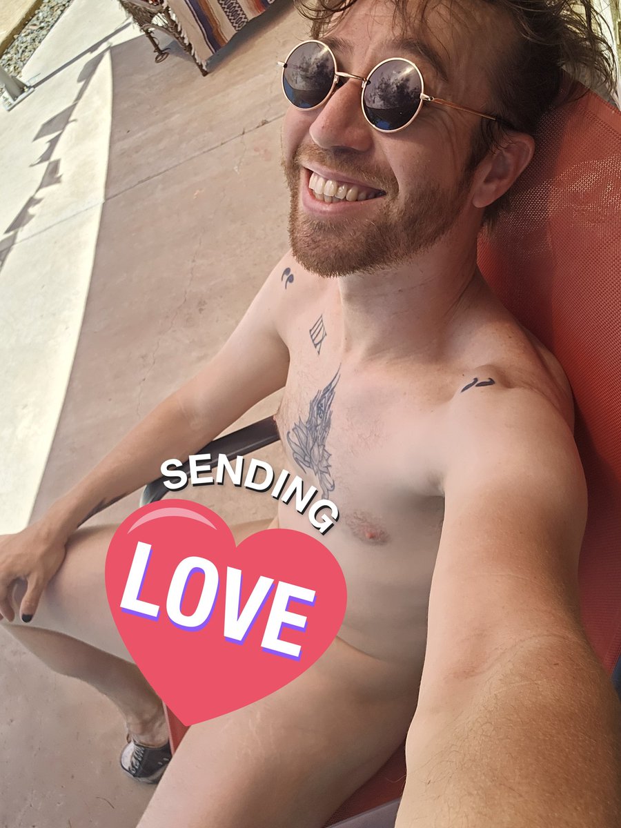 tonguetacle's tweet photo. Stay hydrated https://t.co/fewrTNLj0Y