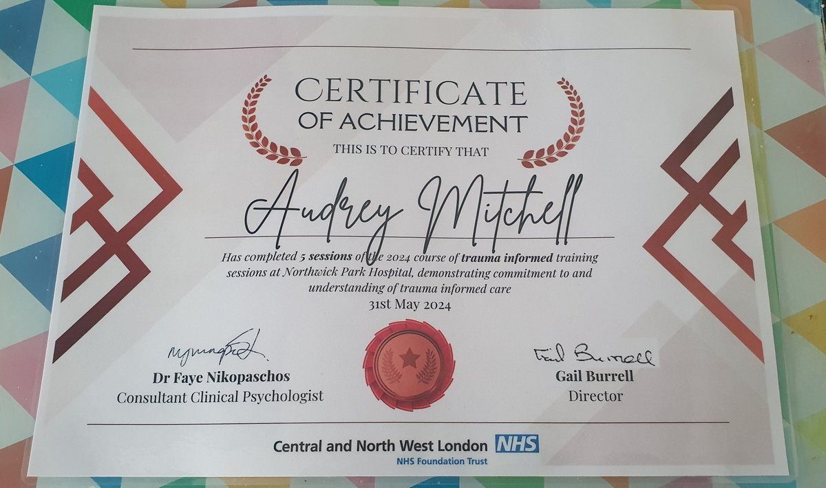 FlygypsyAudrey's tweet image. One other thing i enjoyed in my role @CNWLNHS @NPHMHUnit  was how we imbedded #TraumaInformedApproach in #AcuteMentalHealth service delivery. The weekly training and case formulations made the MDT approach much more in sync with what needed to happen @CNWLImprovement #MadeItWork