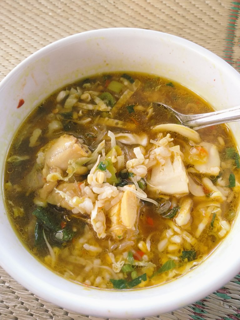 Real Wife tweet media