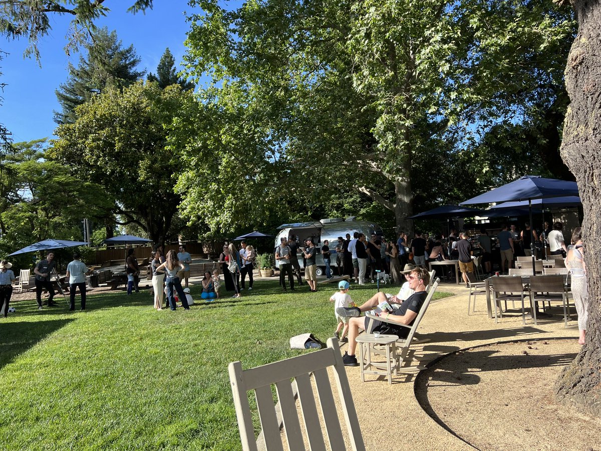 JanineLeger's tweet photo. We kicked off Edge Esmeralda today with 200 folks coming in from all over. It felt like the first day of college for a multigenerational group. This month is going to be magic. @JoinEdgeCity is officially no longer just an idea. https://t.co/Y8BT51h3fj