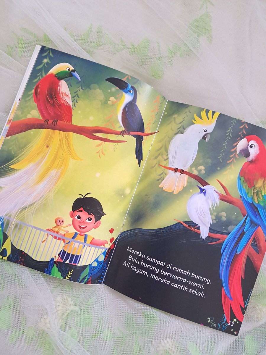 bibabercerita's tweet photo. Jadi, temen-temen bisa cetak buku yang memang sudah dikurasi oleh negara untuk pendidikan warganya, contohnya dari web:
https://t.co/y4PXExgDZd
https://t.co/qhGQovaepI

Syaratnya: Jangan dikomersilkan ⚠️

Aku cetak ini di kertas artpaper A5, 500 per halaman.
Lihat kilaunya 😭✨ https://t.co/9bXmV23E4A