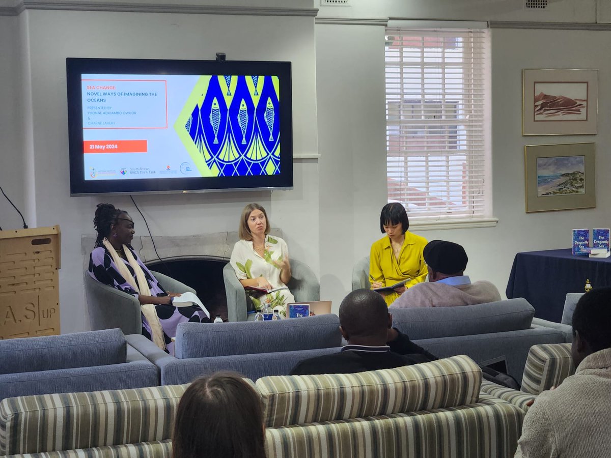 (1/2) How do we connect & reconnect with the oceans? Is there space for imagination & creativity in making policy positions towards the seas? These were some of the Q's discussed with author of The Dragonfly Sea @AdhiamboKE & Dr @CharneLavery, ahead of World Ocean Day (8 June).