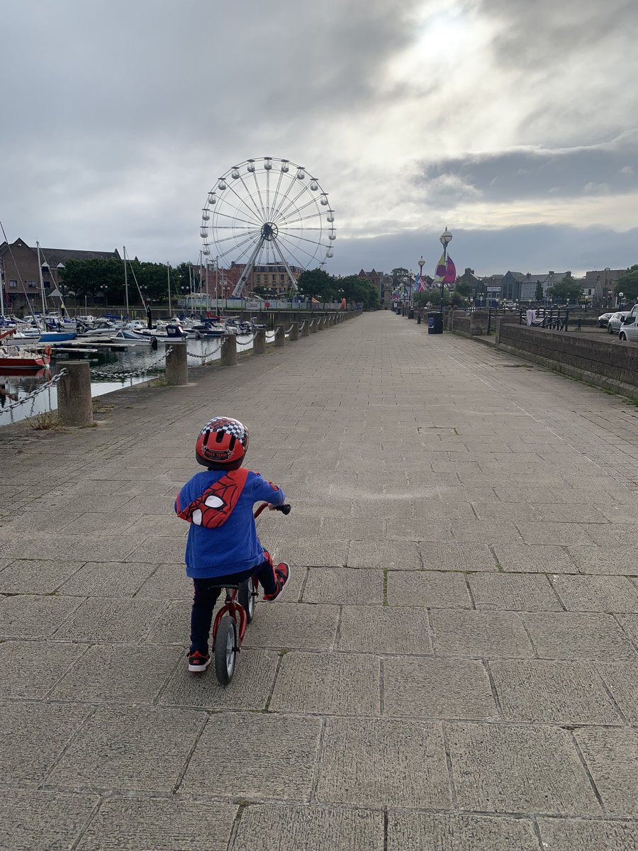 Ditched the car for the nursery run this morning as part of the Active Travel Challenge led by <a href="/SustransNI/">Sustrans in Northern Ireland</a> and <a href="/Translink_NI/">Translink</a> #getmeactiveNI