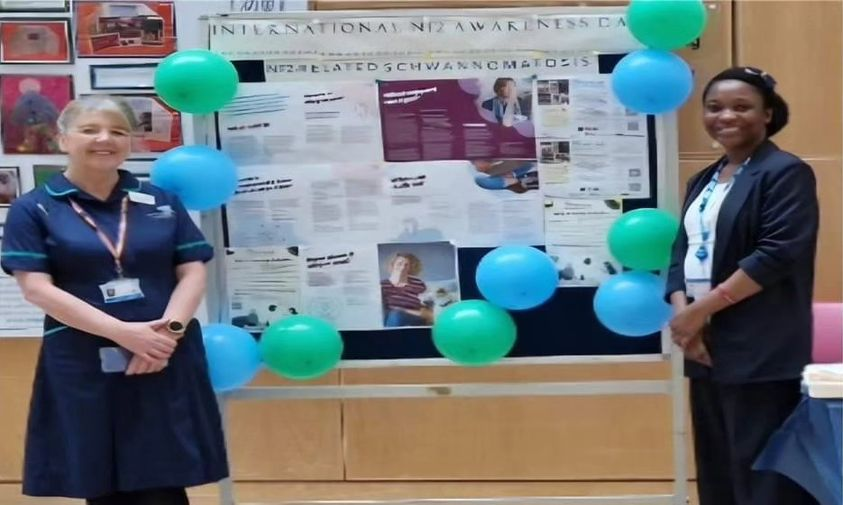 nf2biosolution1's tweet photo. The Oxford NF2 team set out to promote and educate colleagues, patients, and the public about NF2 and about the service offered in Oxford & Southwest Region for patients with NF2-Related Schwannomatosis on NF2 day on May 22nd with @NervetumoursUK & @CanYouHearUsNF2
#NF2Aware #NF2 https://t.co/W005b4SJqE