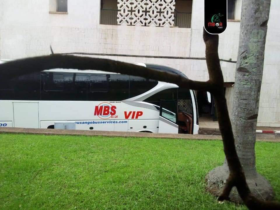 Le bus Musango VIP Prêt à transporter les joueurs.