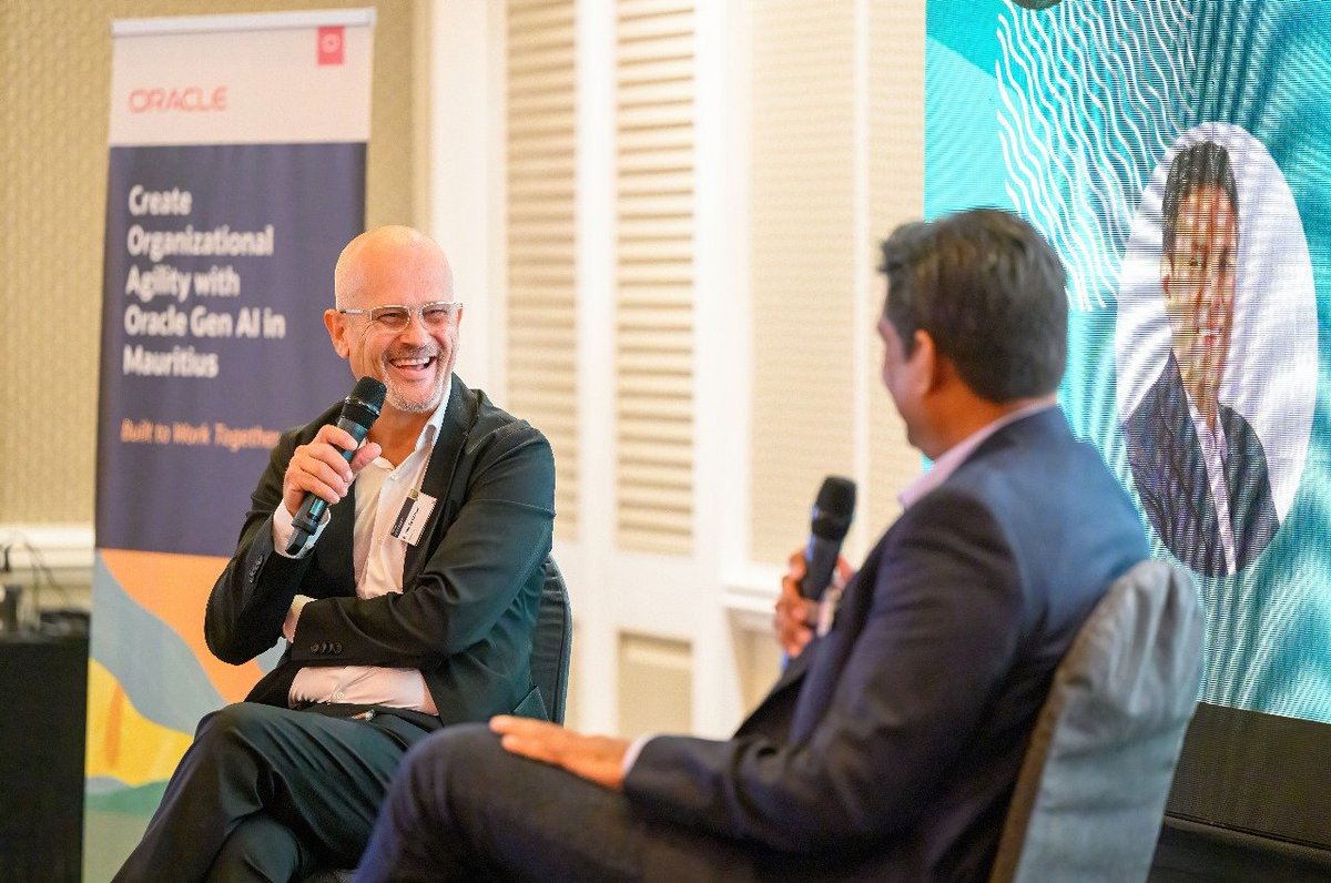SpoonConsulting's tweet image. Benoit de Coriolis from Eclosia Group shared their HR transformation success with Oracle HCM Cloud. Key takeaways: modernizing HR processes, seamless integration, and best practices. Paving the future of HR tech! #OracleEvent #HRTransformation #HCMCloud #SuccessStory