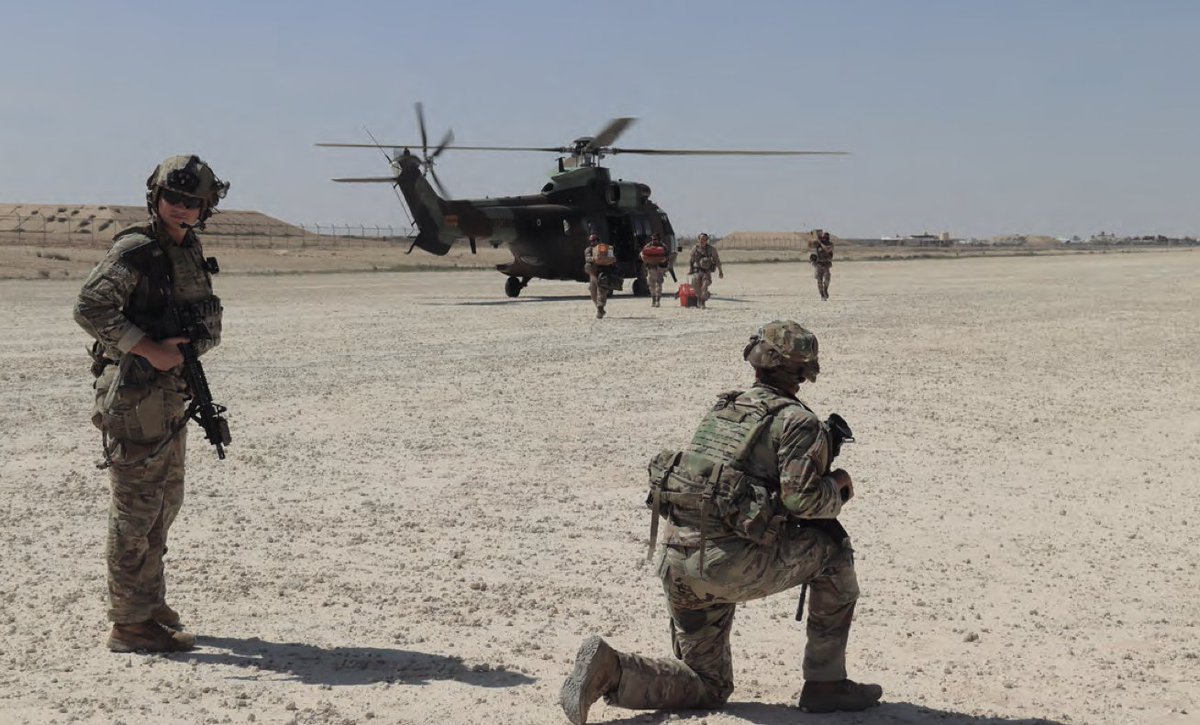 Defensagob's tweet photo. #BuenosDías
Un país, dos misiones. España contribuye a la estabilización de #Irak con unos 370 militares en la coalición internacional contra el Daesh y en la misión de la @NATO.
#ArtículoRED
➡️https://t.co/DQCtF92DZr https://t.co/4d1sBt8UkY