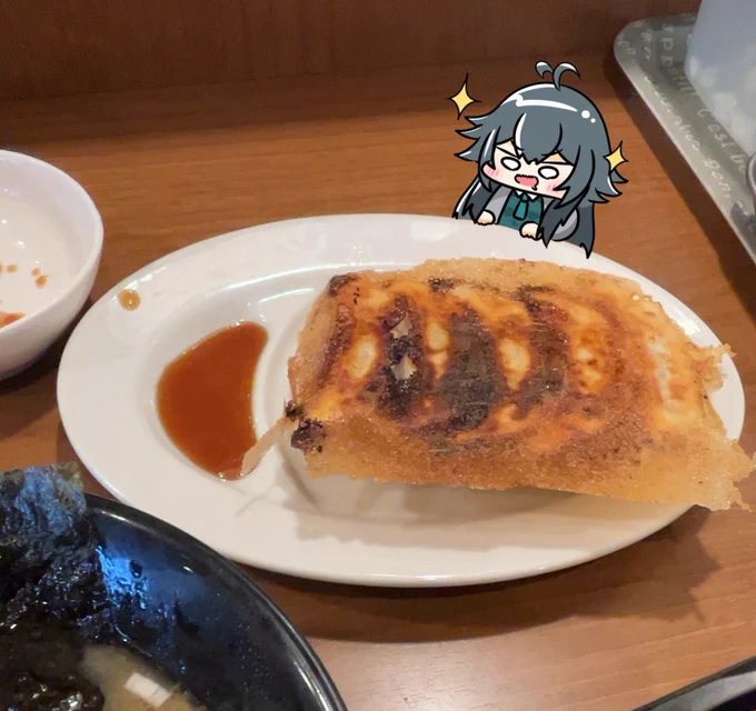 てまりん…今日はラーメンを食べてもいいぞ…!餃子も付けていいぞ…!3枚目はフリー素材です。ご自由にお使いください。#月村手毬誕生祭2024#月村手毬生誕祭2024#月村手毬 