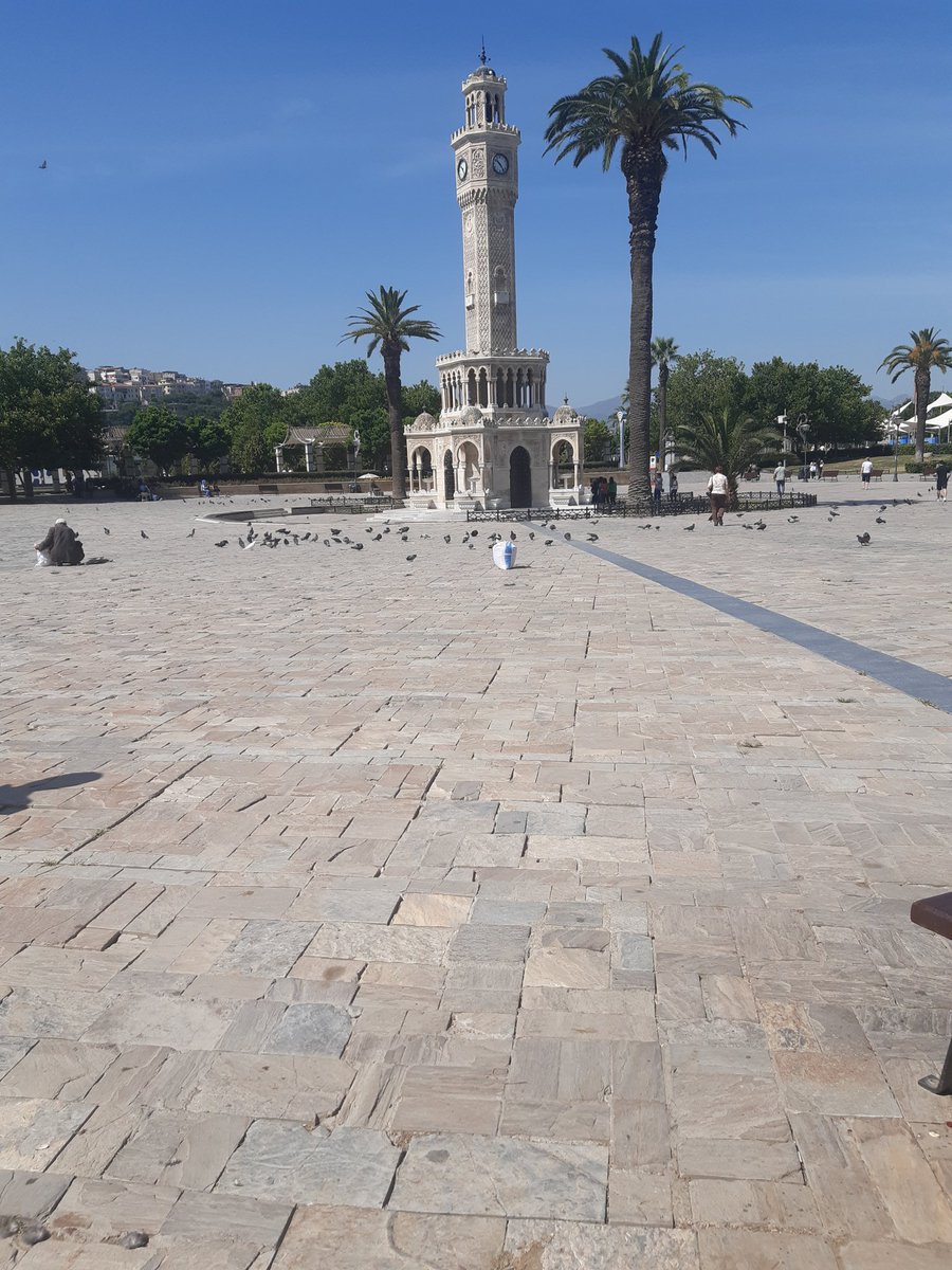 Konakta kimler var kahve çay içelim  Gunaydin