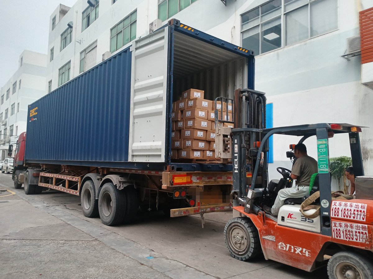 NancyDon171's tweet photo. A 40'feet container loading at our Shenzhen Warehouse, door to door shipping to France🇫🇷

Trucking to seaport, export customs declaration, sea freight France, include import customs clearance,and delivery to customer's warehouse.

nancydon87@outlook.com
Whatsapp: +86 18024257764 https://t.co/PrsT68xrXL