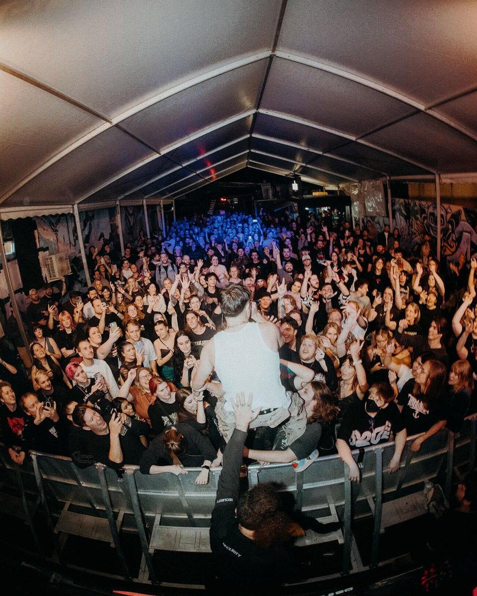 oceangrove's tweet photo. Big love, Brisbane! To the rest of Australia, we’ll see you later this month with our friends @PolarisAus 

📷 Nick Hargans https://t.co/OUJItjNtBS