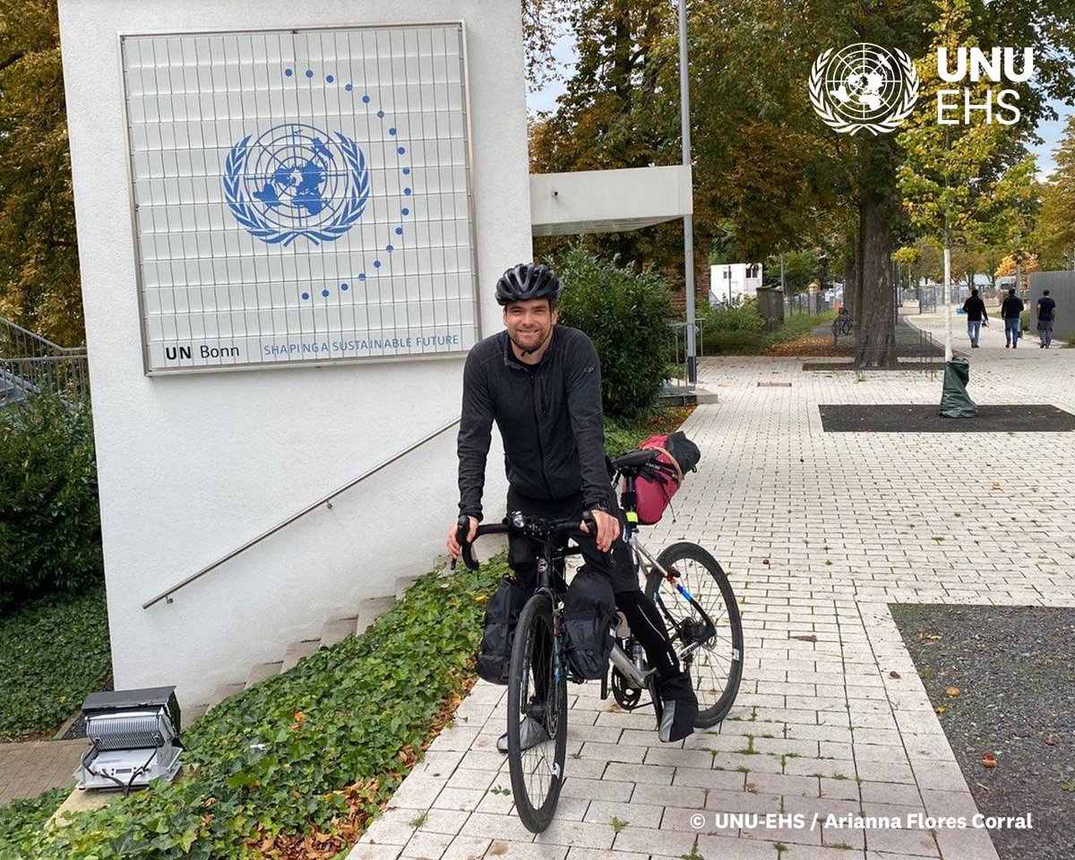 UNUEHS's tweet image. Today is #WorldBicycleDay!

#DYK that @UNUEHS senior expert @soekreft has twice used his bicycle to travel to COP?

🚴‍♀️#COP24 in Katowice, Poland, in 2018
🚴‍♂️#COP26 in Glasgow, United Kingdom, in 2021.

Learn more about his journey in this article: unu.edu/ehs/news/conve…