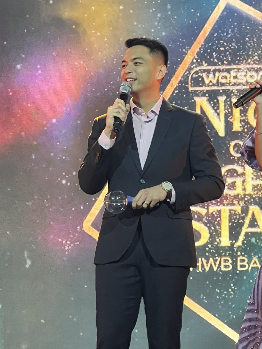 vmgasia's tweet photo. A night with the brightest stars ✨ Migs hosted the 2024 @WatsonsPH Health, Wellness, and Beauty awards! 

#MigsBustos #VMGTalent #HostingPH #HostPH https://t.co/zpfUt0RfDN