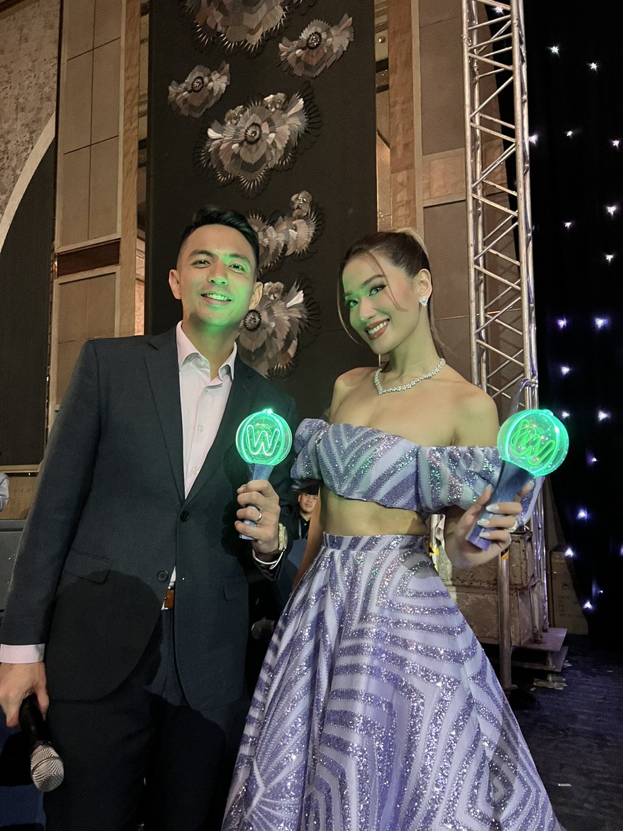 vmgasia's tweet photo. A night with the brightest stars ✨ Migs hosted the 2024 @WatsonsPH Health, Wellness, and Beauty awards! 

#MigsBustos #VMGTalent #HostingPH #HostPH https://t.co/zpfUt0RfDN