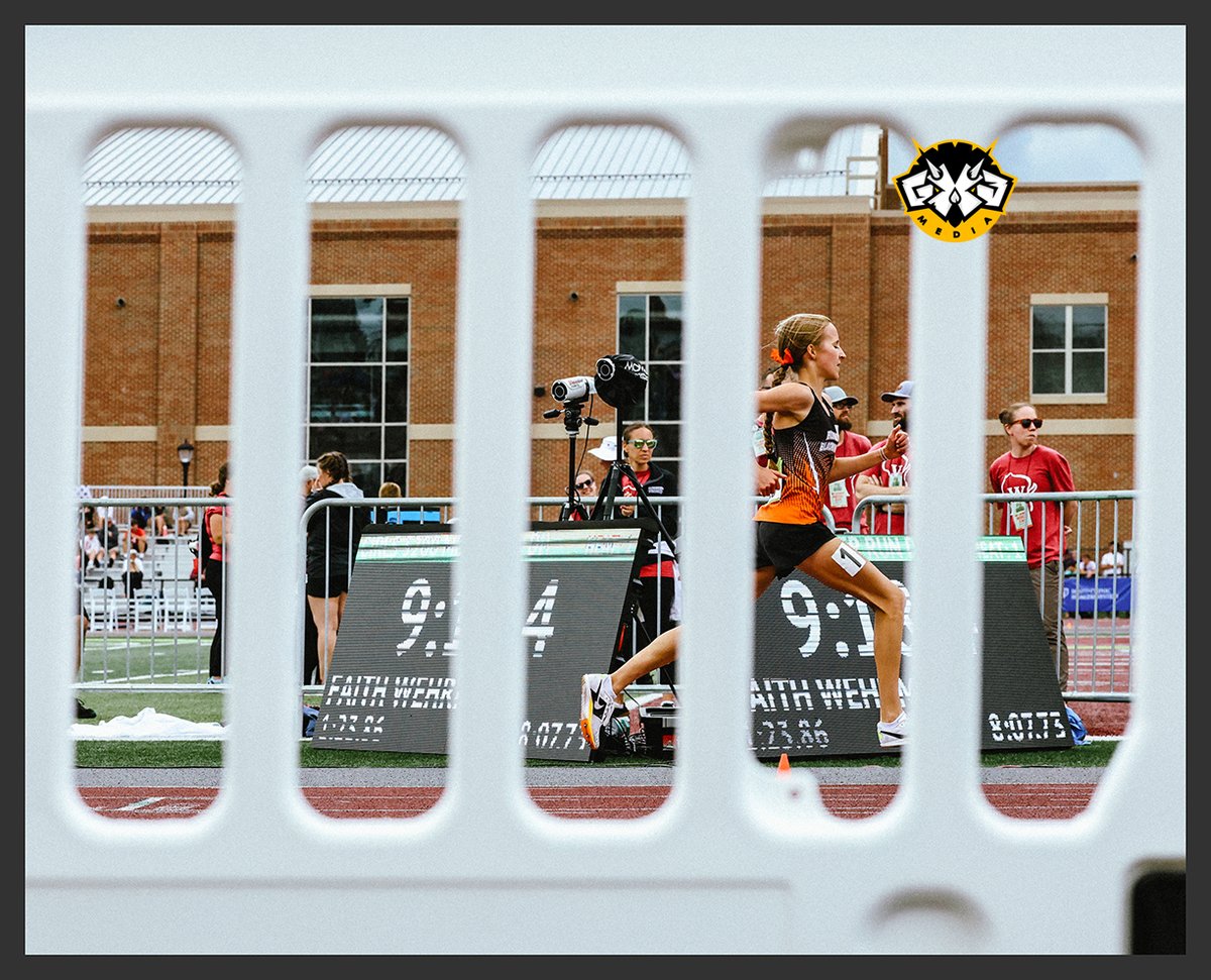 NBGX3Media's tweet photo. 6-1-24 Bloomer's Ciara Hartman crosses the finish line to complete the seventh of eight laps on the track during the 3200 meter run in Saturday's state final. Hartman would go on to win the event with a time of 10:30.02.
#bloomerblackhawks #wistf
GX3 Media https://t.co/wgu5487BXu