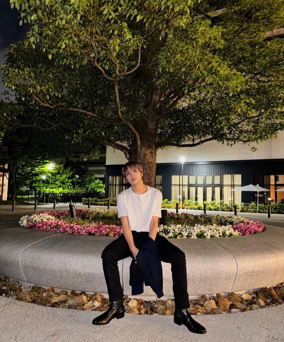 อห แฮชานขายาวมาก ยิ่งใส่กางเกงงี้ขายิ่งดูยาว ป๋ม 😭😭😭😭😭