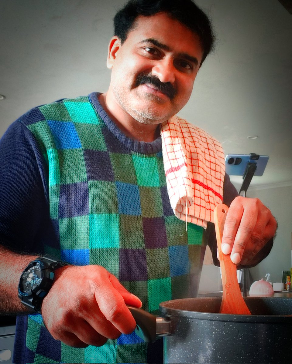 Devas_Group's tweet image. It's all up to you, cooking relieves stress. It is easy to make a decision to change, but it takes a lot to get off the couch. #stressrelief #cookmore #cookyourownfood