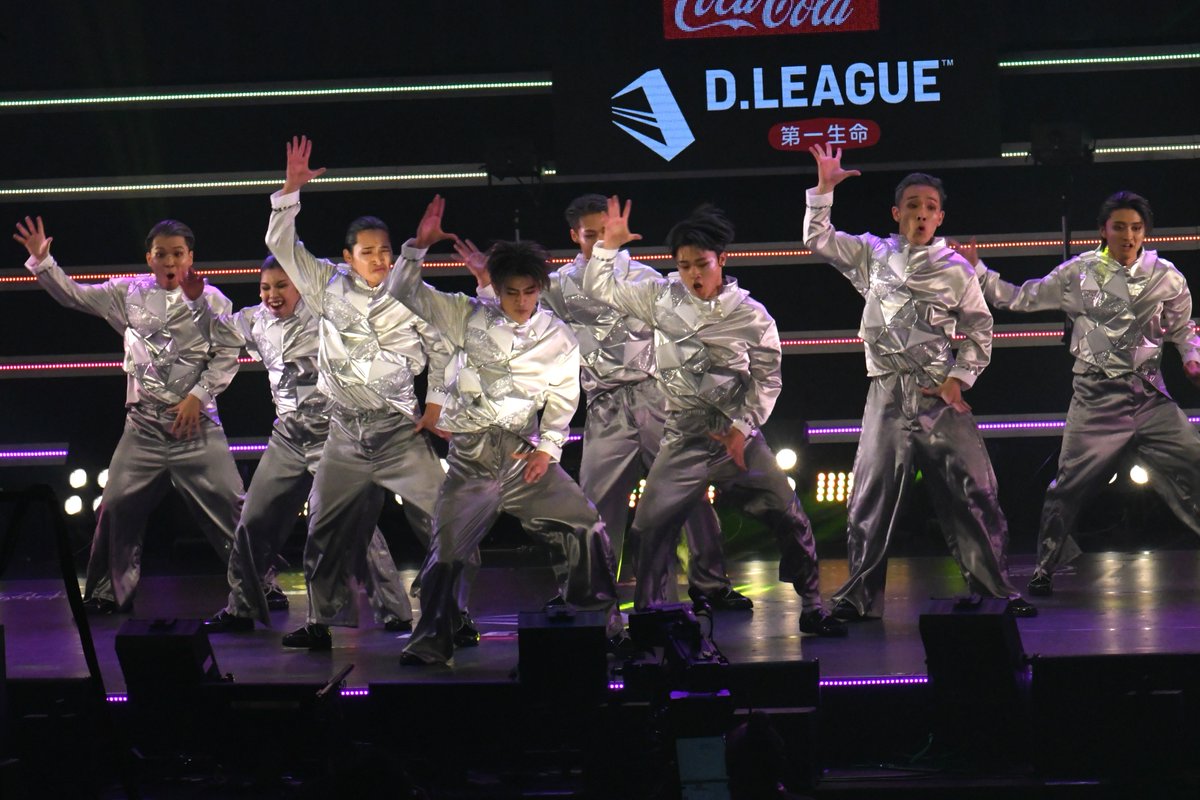 復活!「Dリーガーのオドリバ」By日刊スポーツ tweet media