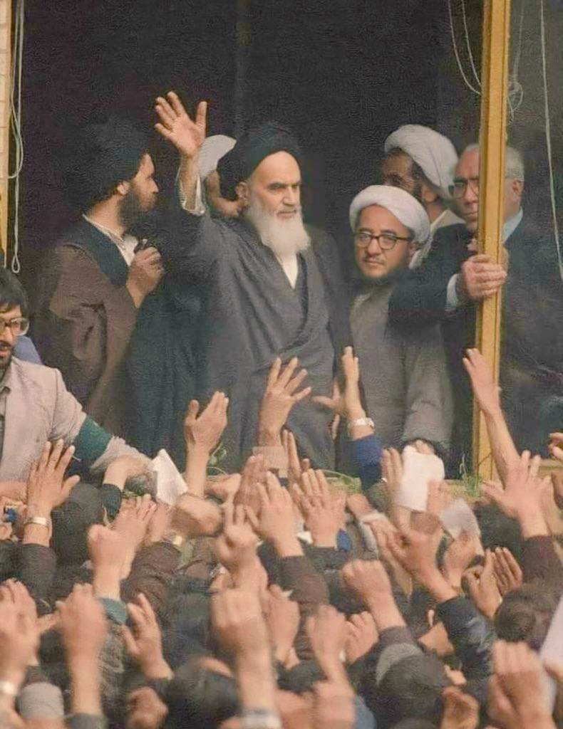 امام خمینی (ره) : ما تا اصلاح نکنیم خودمان را، نمی توانیم کشور خودمان را اصلاح کنیم.
#KhomeiniForAll