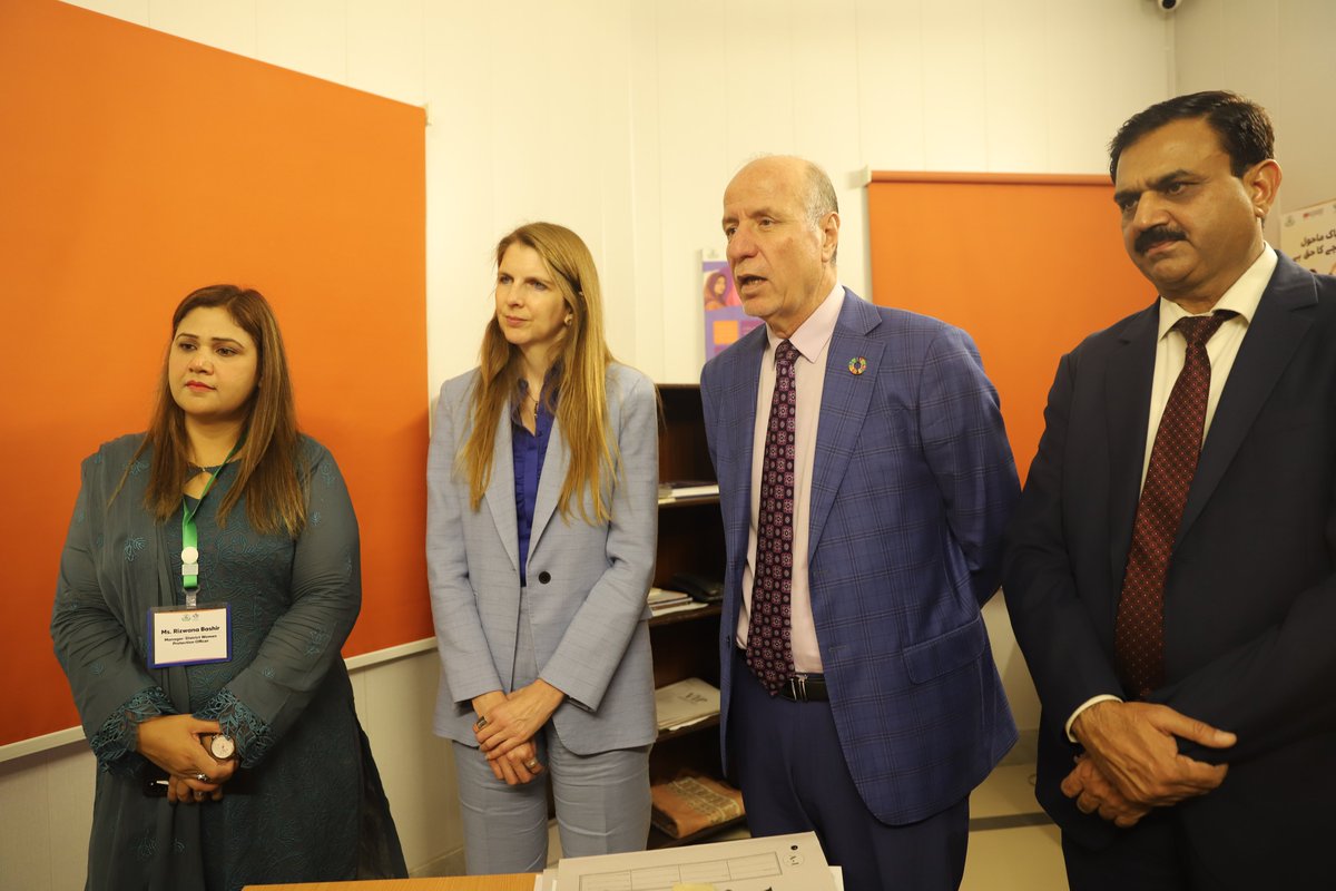 UNFPAPakistan's tweet photo. UK HC @JaneMarriottUK &amp; Dr @ShabanehLuay visited Women Protection Centre, Rawalpindi and received briefing by the team of @social_punjab &amp; PWPA teams on services for women survivors of violence. Facilities at the centre are recently upgraded by @ukinpakistan, UNFPA &amp; @act_intlpk https://t.co/Axq5Nm1AZ3