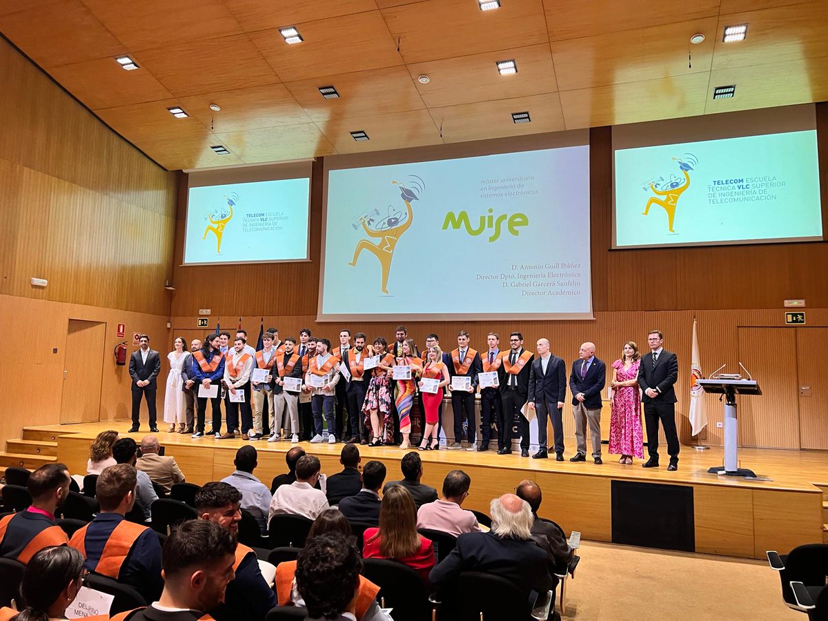 TelecoUPV's tweet photo. 🔙 El pasado viernes celebramos la graduación del #MUIT, #MUTSRC y #MUISE
¡Qué guapos y guapas estábais! Os deseamos el mejor de los éxitos en esta nueva etapa 🧡
Os dejamos algunas fotos de este día tan especial 📸 https://t.co/Z2aSLJ9Fhg