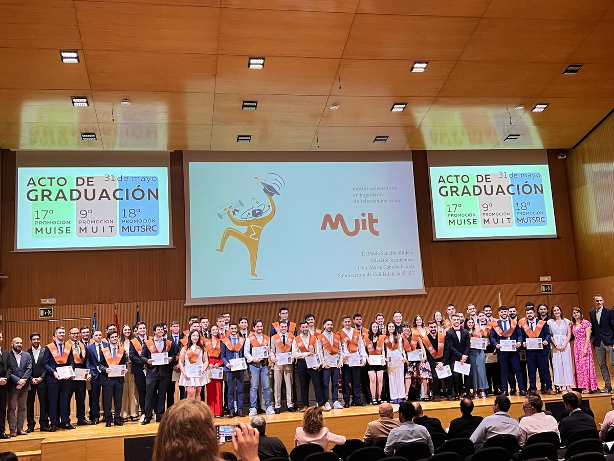 TelecoUPV's tweet photo. 🔙 El pasado viernes celebramos la graduación del #MUIT, #MUTSRC y #MUISE
¡Qué guapos y guapas estábais! Os deseamos el mejor de los éxitos en esta nueva etapa 🧡
Os dejamos algunas fotos de este día tan especial 📸 https://t.co/Z2aSLJ9Fhg