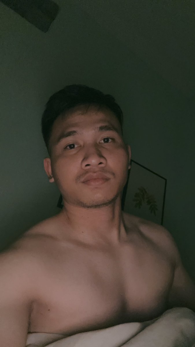 agakagakgila's tweet photo. 30 and up Twitter, drop a pic with your age 

On my way to 32 https://t.co/Juaq6SLiDT