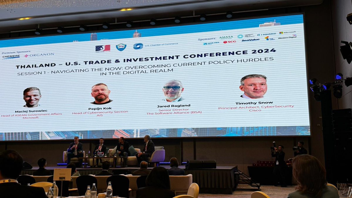 TimSnowIT's tweet photo. The first panel session after the Prime Minister of Thailands opening remarks at the AmCham conference.

I was proud to moderate a distinguisehd panel with AIS. Microsoft and BSA.  

All the hot topics covered. AI, Cloud Sec, Policy. https://t.co/Fg8jm681yR