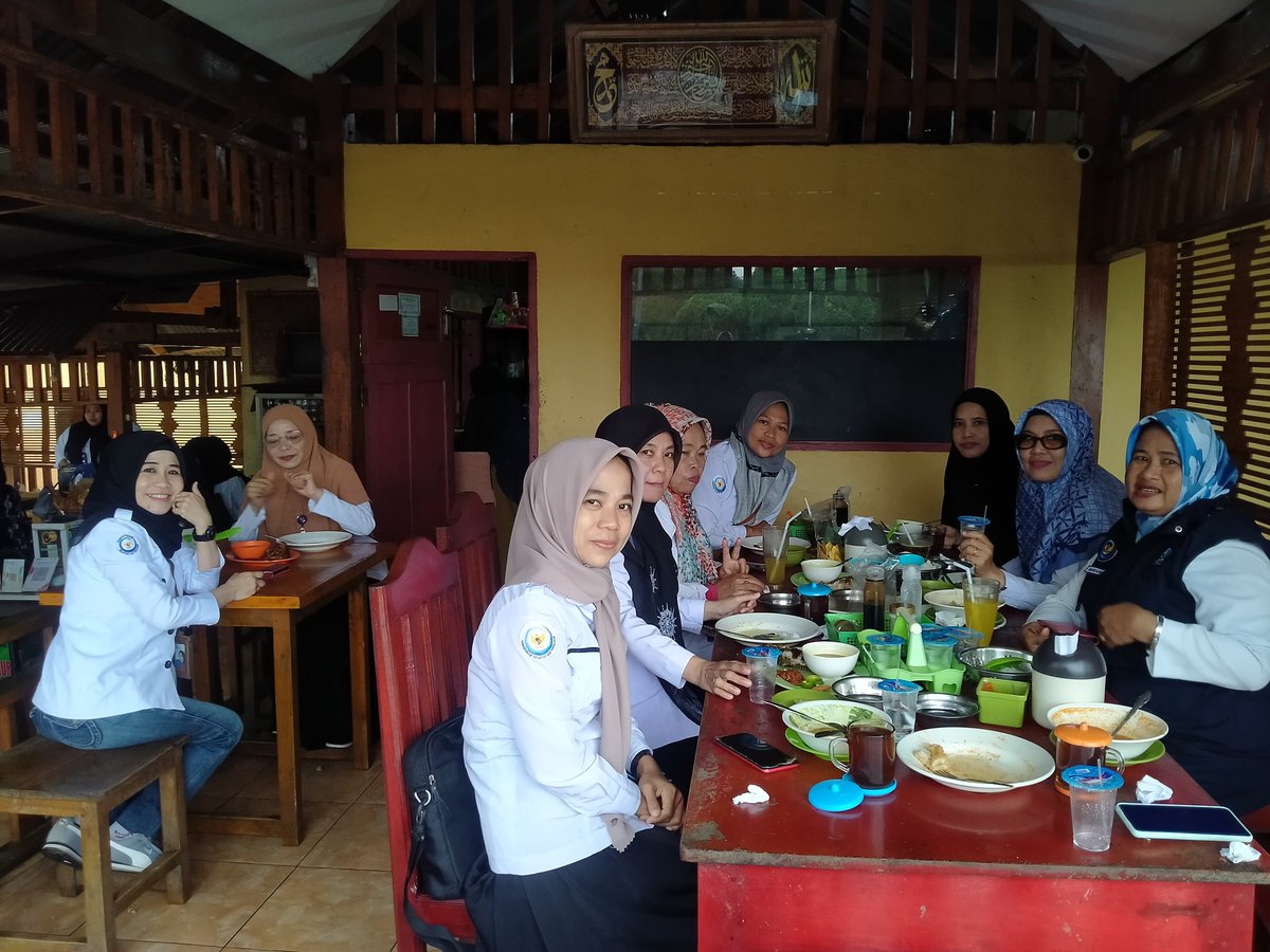 @5thy4chmad, S.Pi.,M.Si tweet media