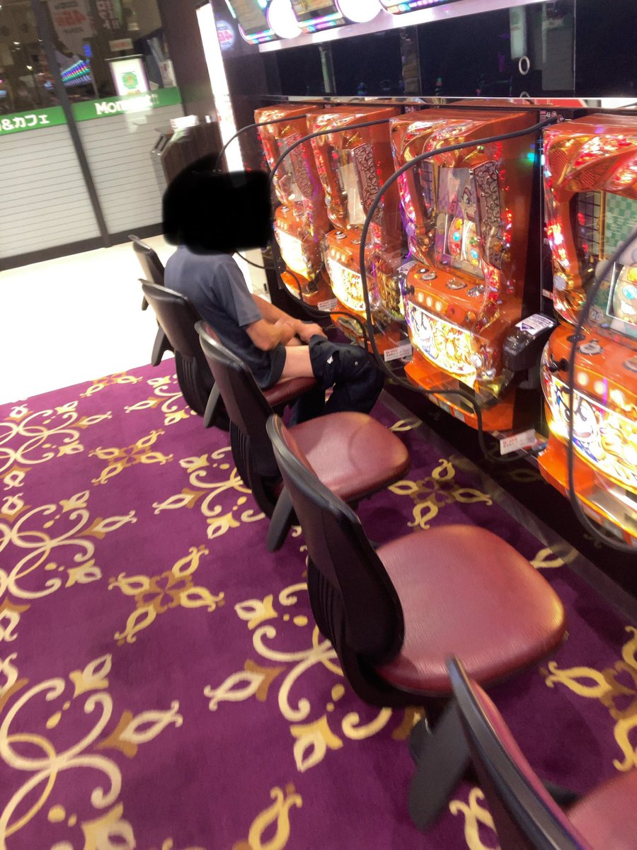 Joken_Pachineet's tweet photo. ToLOVEるのシマ見に行ったら全員コレで鬱 https://t.co/KechVfscXB